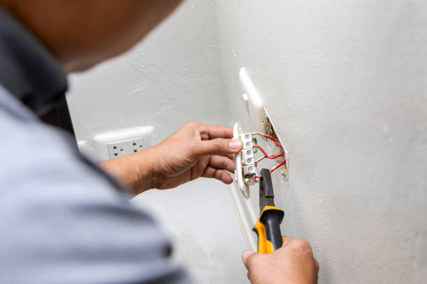 Best Licensed Electrician  in Lebanon, OH